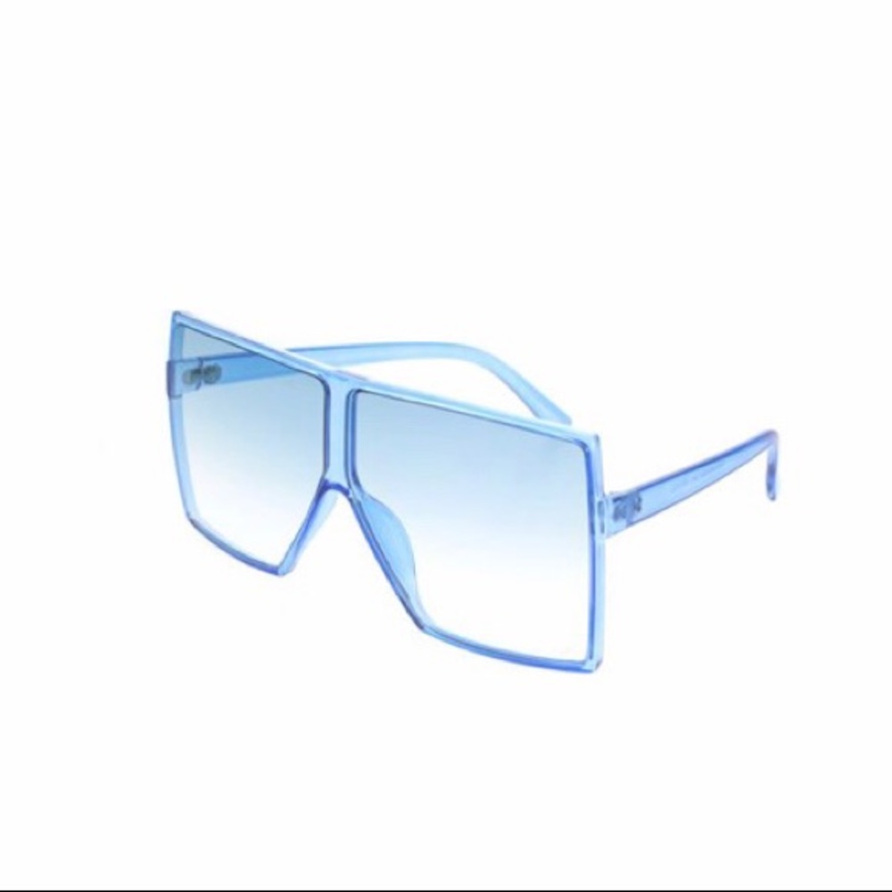 Oversized Blue Retro Sunglasses